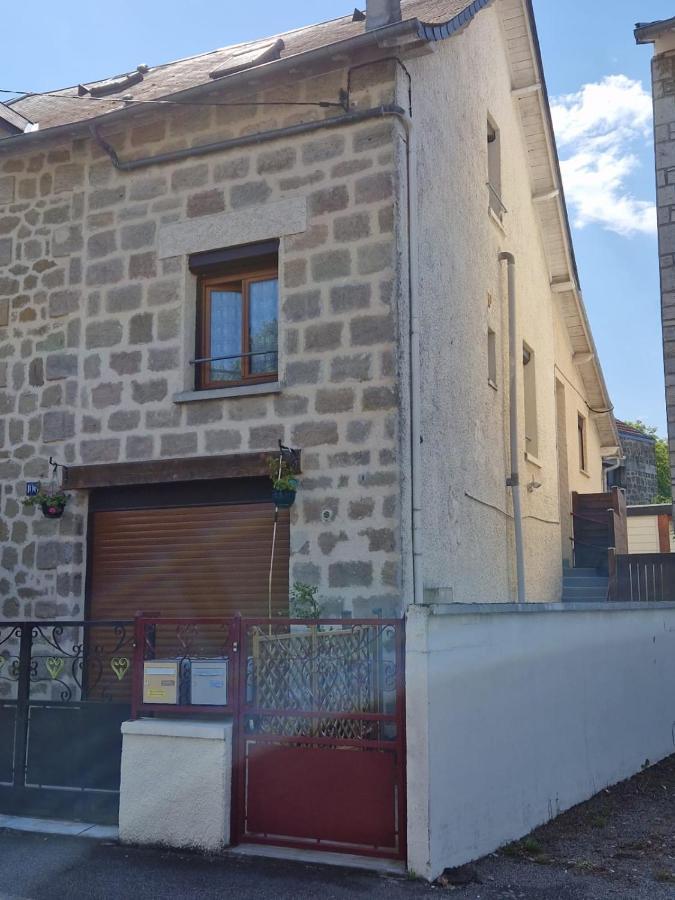 La Maisonnette Брив ла Гайард Екстериор снимка